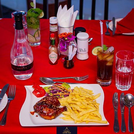 נאניוקי Hotel Taji מראה חיצוני תמונה