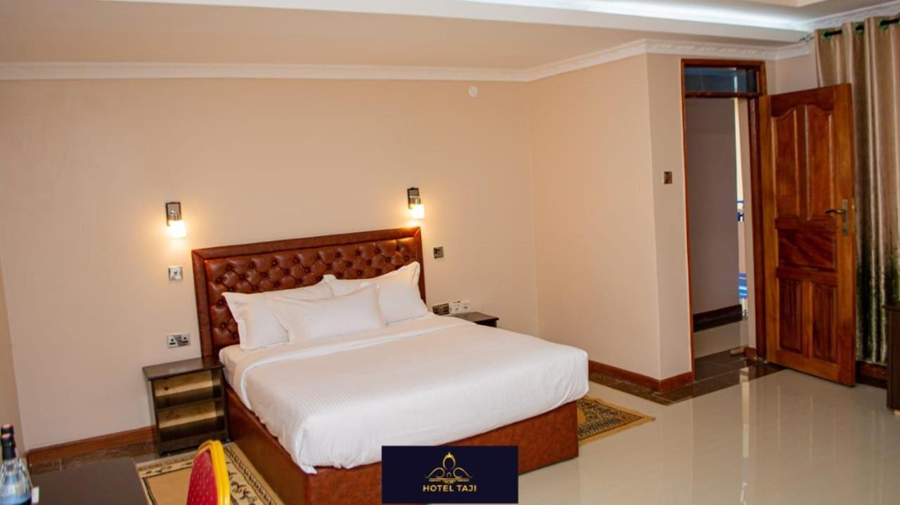 נאניוקי Hotel Taji מראה חיצוני תמונה