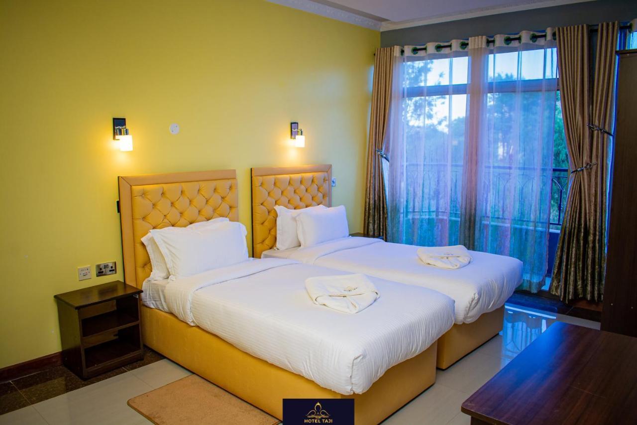 נאניוקי Hotel Taji מראה חיצוני תמונה
